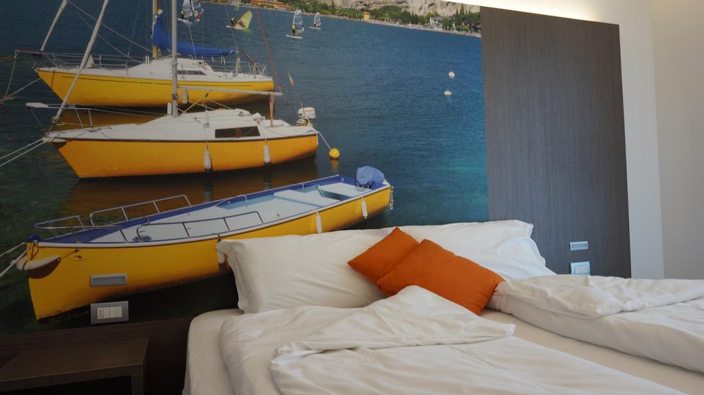 Residence Rivachiara Δωμάτιο φωτογραφία